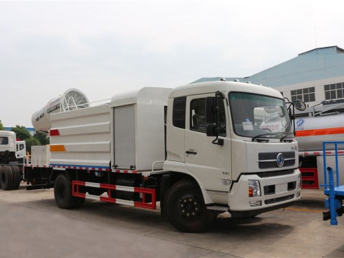 9-12方東風天錦多功能抑塵車