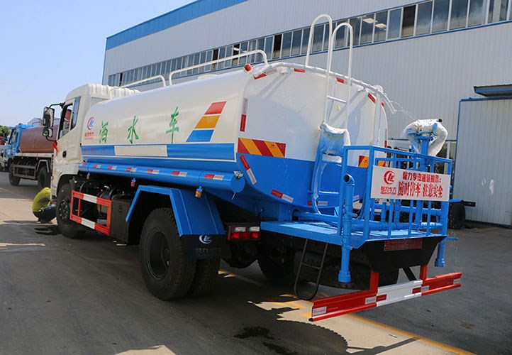 東風御虎d913灑水車