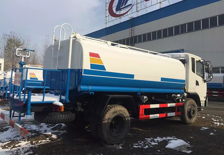國五大運(yùn)灑水車｜13噸灑水車