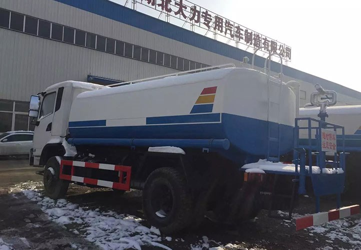國五大運(yùn)灑水車｜13噸灑水車