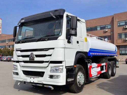 重汽豪沃20噸后雙橋灑水車