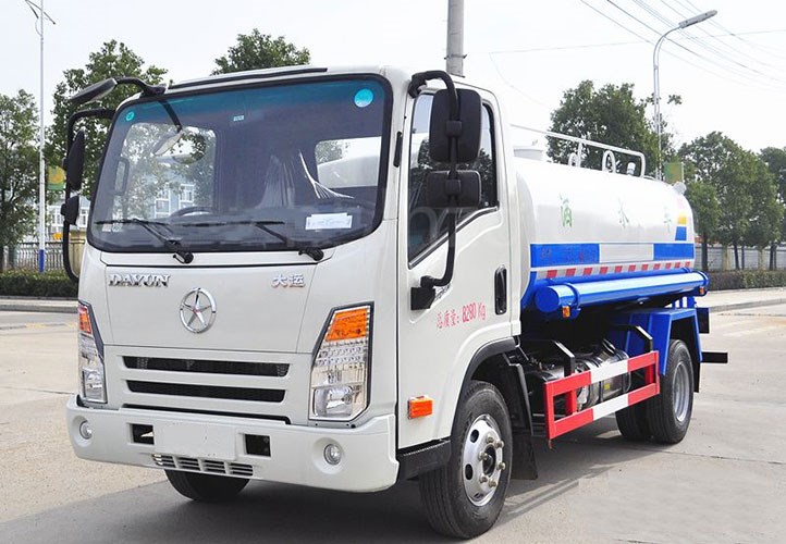 國五大運(yùn)灑水車｜10噸灑水車