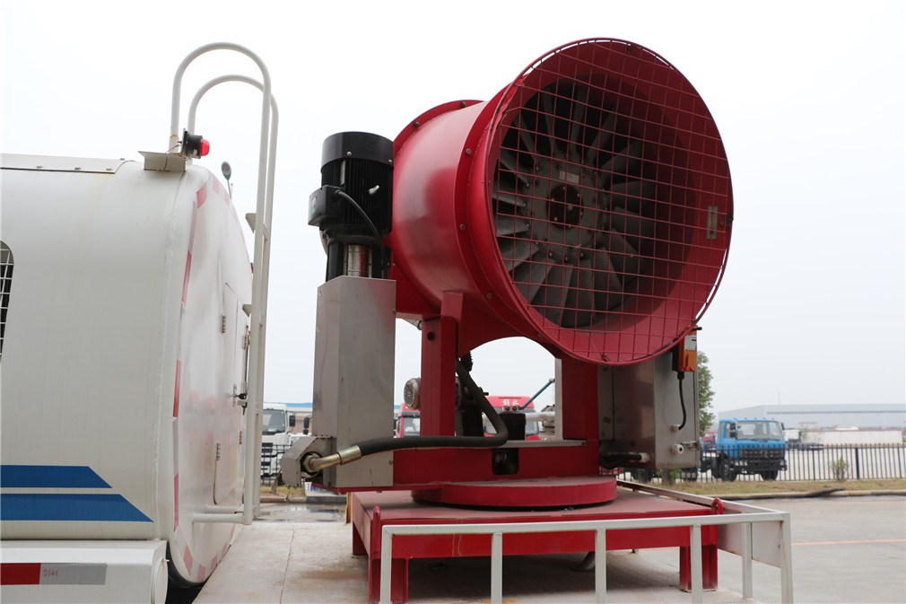 東風(fēng)天錦抑塵噴霧車