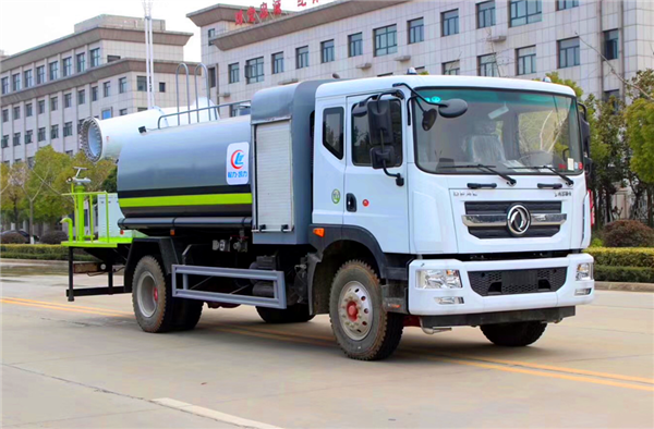 25-60米霧炮東風D9抑塵車